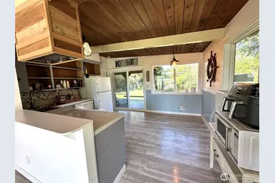 564 Ensign Avenue NW, Ocean Shores, WA 98569 - Photo 10