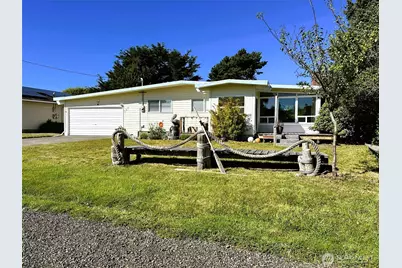 564 Ensign Avenue NW, Ocean Shores, WA 98569 - Photo 1