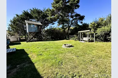 564 Ensign Avenue NW, Ocean Shores, WA 98569 - Photo 24