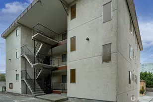 7101 6th Ave NE, Seattle, WA 98115 - Photo 6