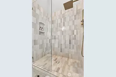 18234 73rd Avenue NE #103, Kenmore, WA 98028 - Photo 10