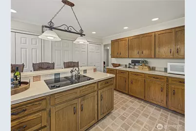 29416 SE 371st Street, Enumclaw, WA 98022 - Photo 10