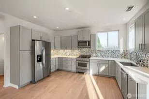 1016 E 40th St, Tacoma, WA 98404 - Photo 10
