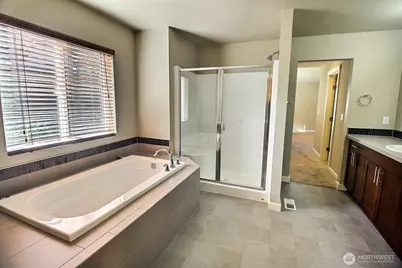 6321 Victoria Avenue SE, Auburn, WA 98092 - Photo 12