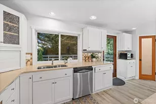 2119 242nd St SW, Bothell, WA 98021 - Photo 10