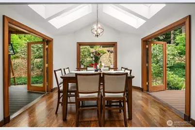 21422 SE 37th Street, Sammamish, WA 98075 - Photo 14