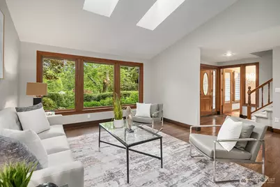 21422 SE 37th Street, Sammamish, WA 98075 - Photo 4