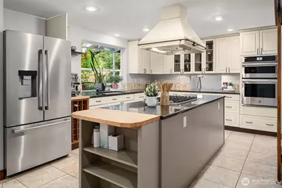 21422 SE 37th Street, Sammamish, WA 98075 - Photo 8