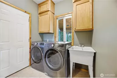 43131 Mountain Hwy E, Eatonville, WA 98328 - Photo 24
