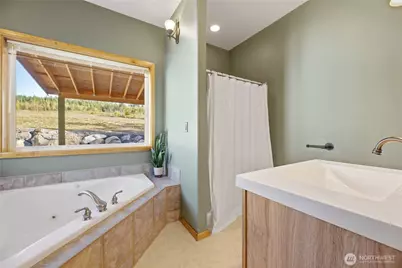 43131 Mountain Hwy E, Eatonville, WA 98328 - Photo 16