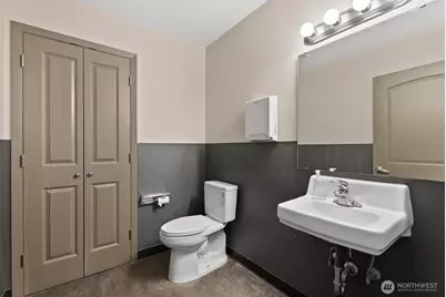 2000 S 116th Street, Seattle, WA 98168 - Photo 16