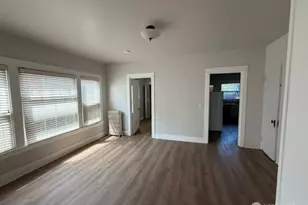 819 6th Ave N, Seattle, WA 98109 - Photo 16