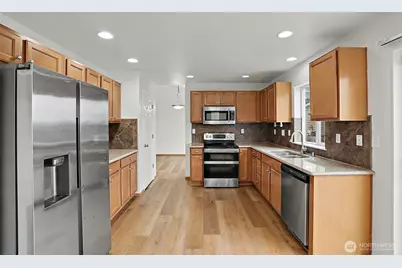 2213 189th Street E, Tacoma, WA 98445 - Photo 6