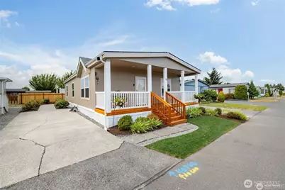 1120 S 25th Street #31, Mount Vernon, WA 98274 - Photo 2