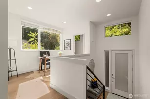 104 -A 19th E, Seattle, WA 98112 - Photo 16