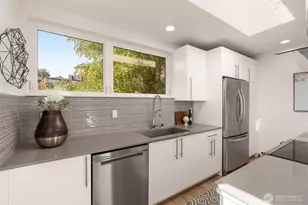 104 -A 19th E, Seattle, WA 98112 - Photo 10