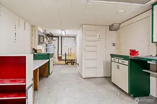2124 E 17th St, Bremerton, WA 98310 - Photo 26