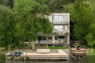 3101 E Lake Sammamish Pkwy NE, Sammamish, WA 98074 - Photo 2