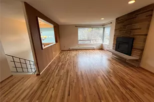 13807 Greenwood Ave N, Seattle, WA 98133 - Photo 6