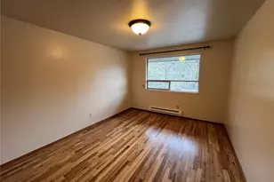 13807 Greenwood Ave N, Seattle, WA 98133 - Photo 12