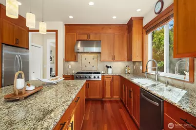 9815 224th Street SW, Edmonds, WA 98020 - Photo 10