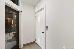 8018 45th Ave SW, Seattle, WA 98136 - Photo 36