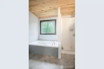 2746 S Silver Lake Road, Castle Rock, WA 98611 - Photo 18