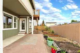 1216 Humphrey Ave W, Bremerton, WA 98312 - Photo 32