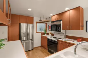 3200 Alki Ave SW, Seattle, WA 98116 - Photo 12