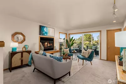 3200 Alki Avenue SW #201, Seattle, WA 98116 - Photo 8