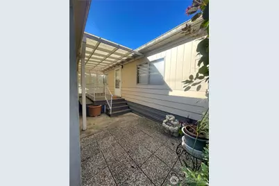 1050 Howard #28, Raymond, WA 98577 - Photo 2