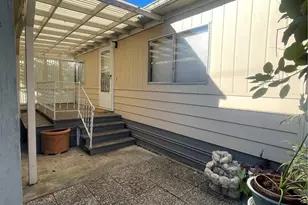 1050 Howard, Raymond, WA 98577 - Photo 2