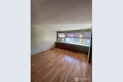 1050 Howard #28, Raymond, WA 98577 - Photo 10