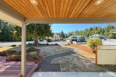 835 Church Avenue, Port Angeles, WA 98362 - Photo 36