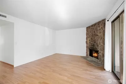 14510 124th Avenue NE #A7, Kirkland, WA 98034 - Photo 6
