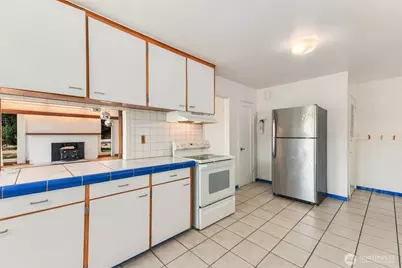 912 S Magnolia Lane, Tacoma, WA 98465 - Photo 12