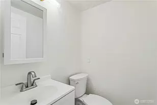 4530 51st Ave NE, Seattle, WA 98105 - Photo 18