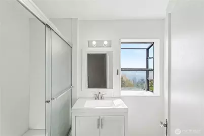 4530 51st Avenue NE, Seattle, WA 98105 - Photo 24