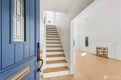 4530 51st Avenue NE, Seattle, WA 98105 - Photo 6
