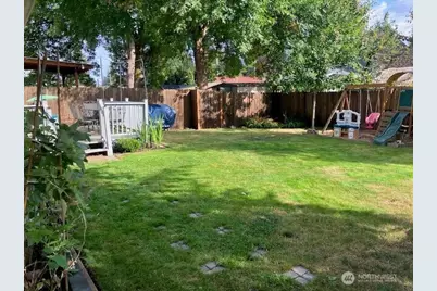 708 Alder Street, Sultan, WA 98294 - Photo 8
