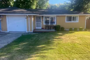 708 Alder St, Sultan, WA 98294 - Photo 2