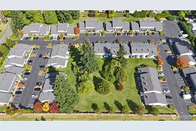 21513 4th Avenue W #C13, Bothell, WA 98021 - Photo 18