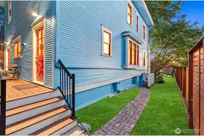 3426 12th Avenue W, Seattle, WA 98119 - Photo 36