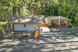 81 N Goldeneye Dr, Hoodsport, WA 98548 - Photo 2