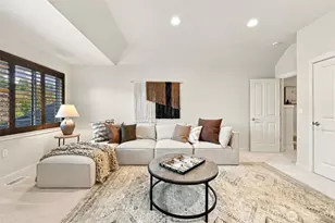 23431 NE 10th Pl, Sammamish, WA 98074 - Photo 16