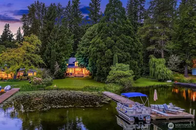 2459 215th Avenue SE, Sammamish, WA 98075 - Photo 2