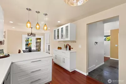 10200 62nd Avenue S, Seattle, WA 98178 - Photo 14
