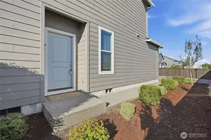 501 N Russet Pl, Ridgefield, WA 98642 - Photo 2