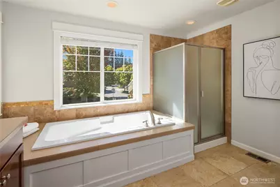 18316 NE 111th Street, Redmond, WA 98052 - Photo 24