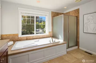 18316 NE 111th St, Redmond, WA 98052 - Photo 24